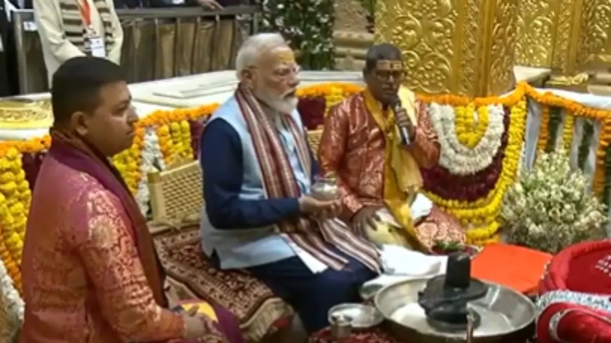 PM Modi Performs Puja At Shree Somnath Mandir, Offers 'Abhishek'
