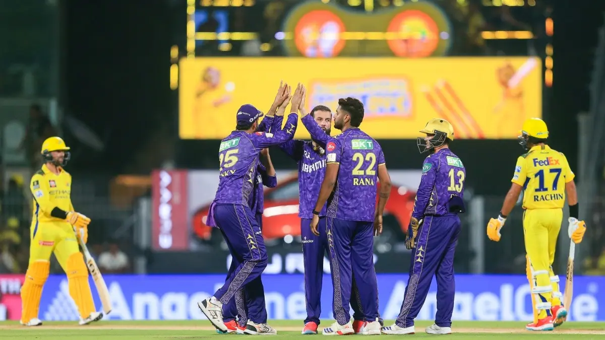 Moeen Ali and teammates celebrate during KKR vs CSK Clash