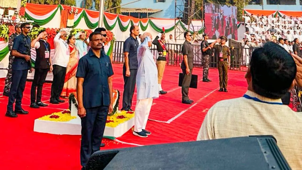 'मतभेदों का सम्मान करें, सद्भाव से रहें', गणतंत्र दिवस पर संघ प्रमुख मोहन भागवत ने भिवंडी में फहराया तिरंगा Mohan Bhagwat hoisted the tricolor