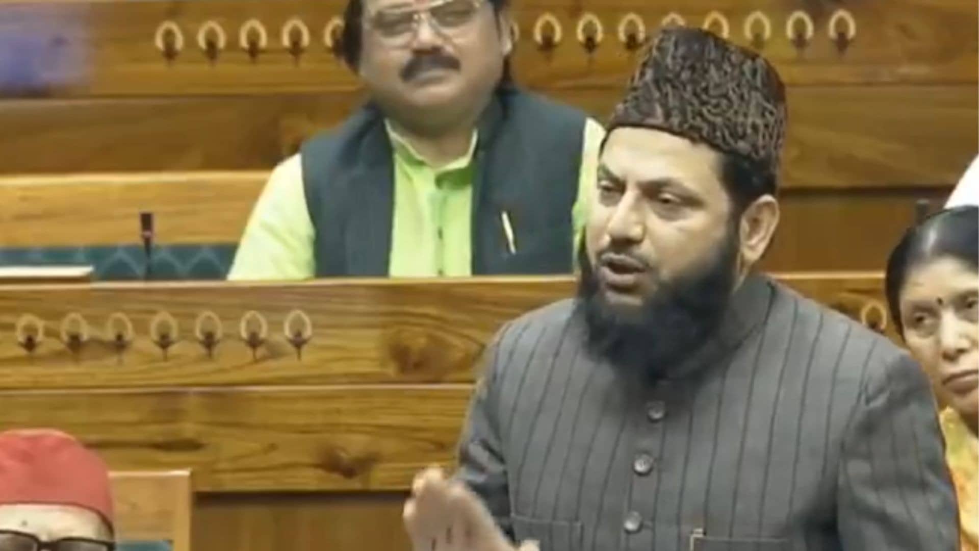 ‘सरकारचा हेतू आणि धोरण… मुस्लिमांना जिहाद करावा लागेल’, सपा खासदार मोहिबुल्ला नदवी यांच्या संसदेत उघड धमकीनंतर गोंधळ