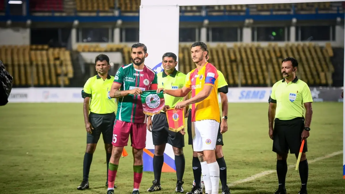 Mohun Bagan Super Giant vs East Bengal Live Score