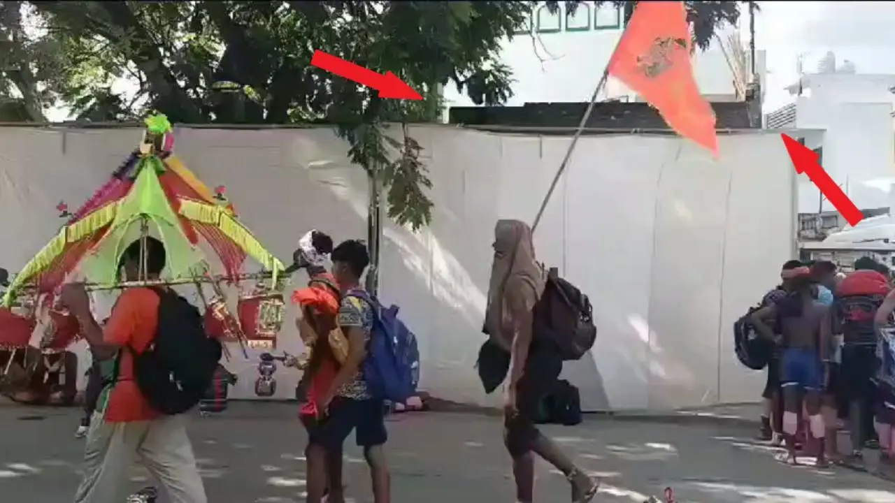 Mosque and tombs were covered in Haridwar.