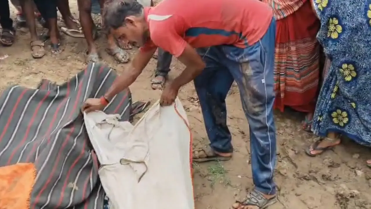 mother jumps in canal along with three kids all four dead heart wrenching incident