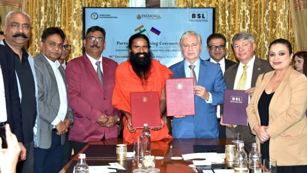 MoU signed between Patanjali and Moscow Government