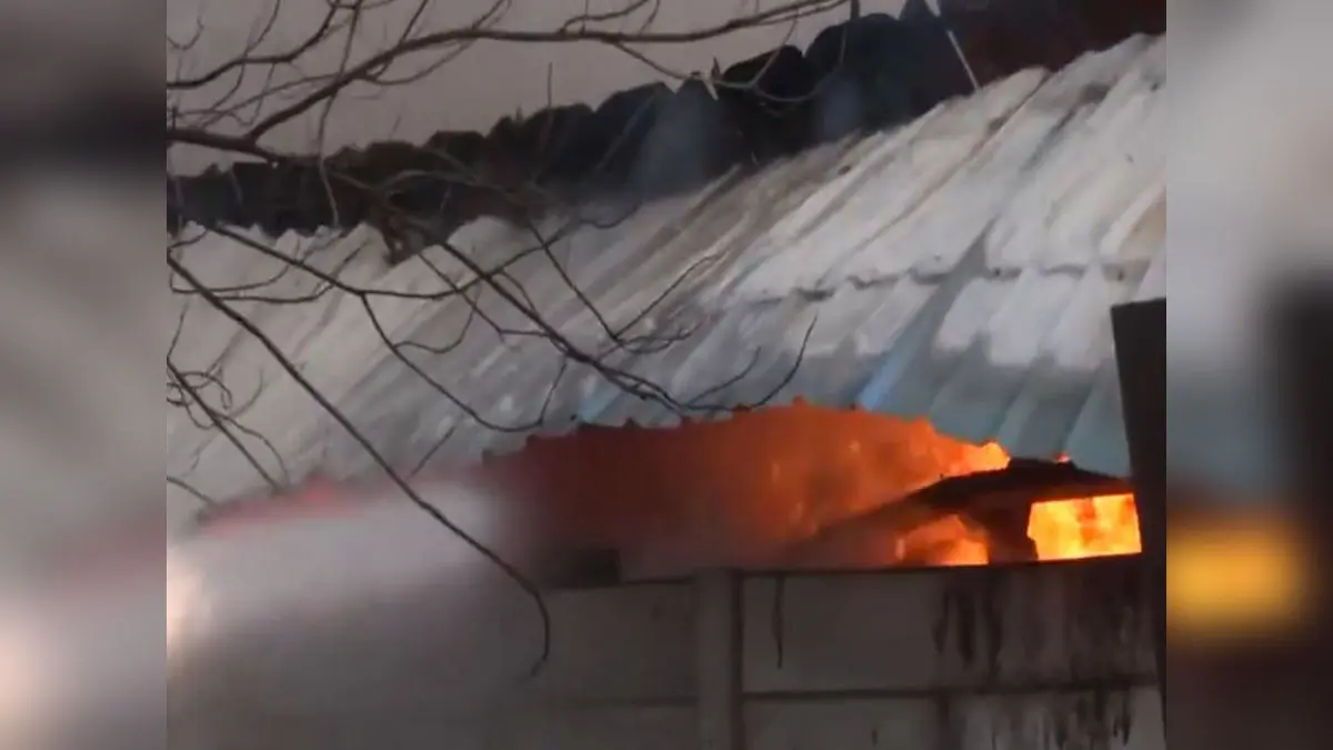 MP: Massive Fire Breaks Out At Factory In Bhopal MP: Massive Fire Breaks Out At Factory In Bhopal