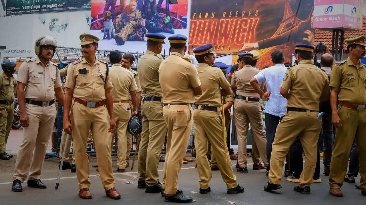 FIR Against 6 MP Cops, 90 Others For ‘Fake’ NDPS Raid In Rajasthan, Court Orders Case After Inquiry Into January 28 Ghatakhedi Operation FIR Against 6 MP Cops, 90 Others For ‘Fake’ NDPS Raid In Rajasthan, Court Orders Case After Inquiry Into January 28 Ghatakhedi Operation