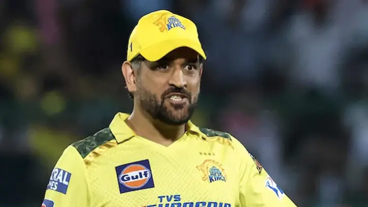 'He punched a..': Harbhajan Singh Narrates Never Heard Before IPL 2024 Episode of MS Dhoni's Rage MS Dhoni
