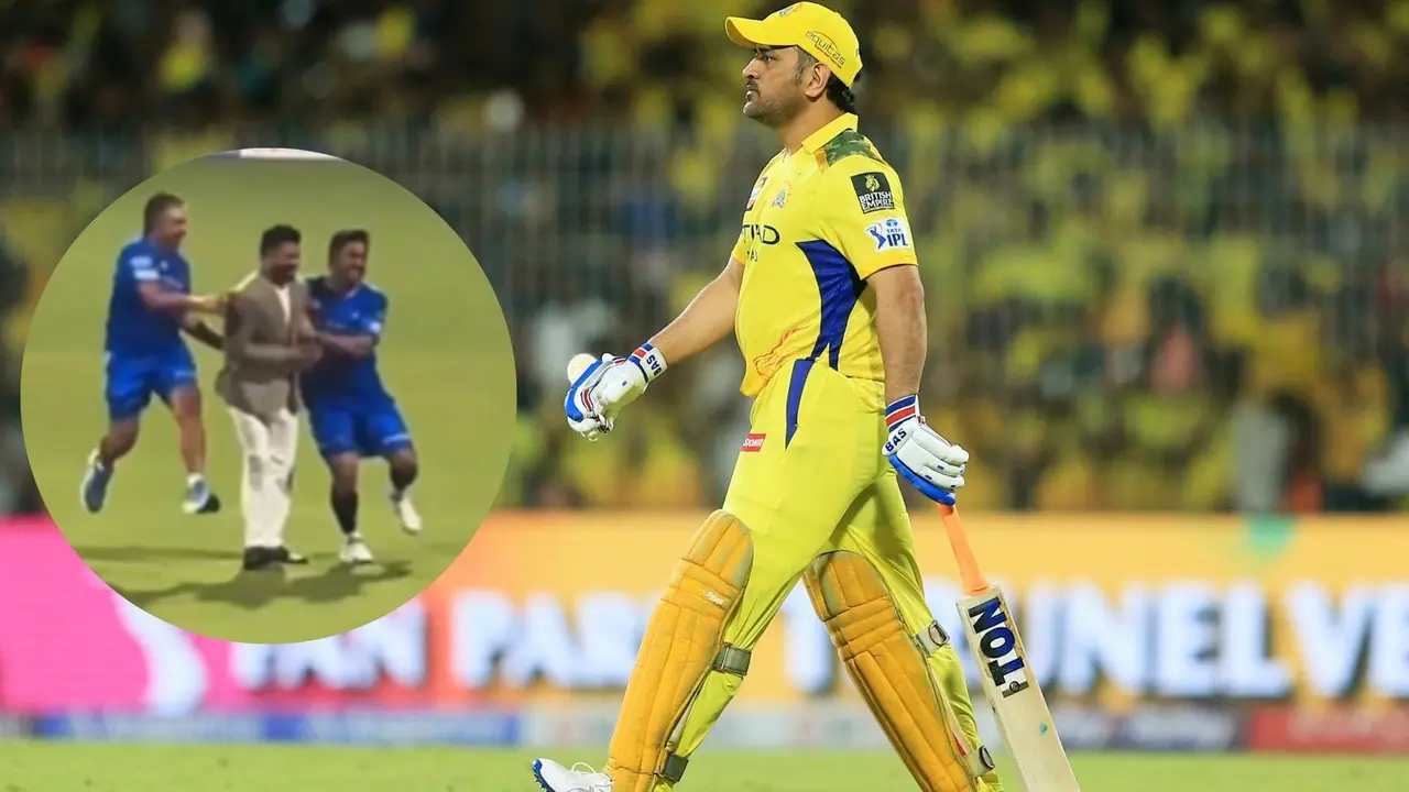 MS Dhoni's batting is under the scrutiny