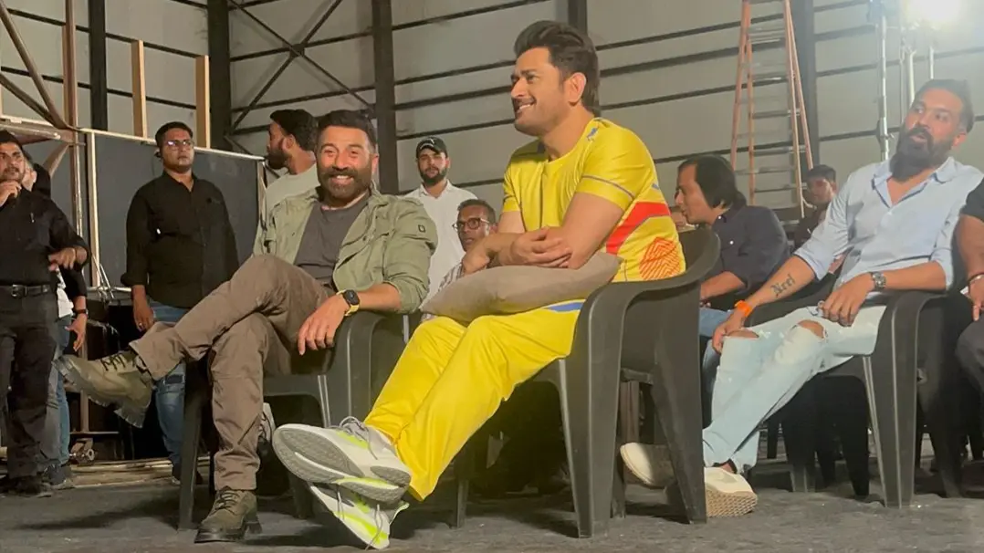 MS Dhoni, Sunny Deol
