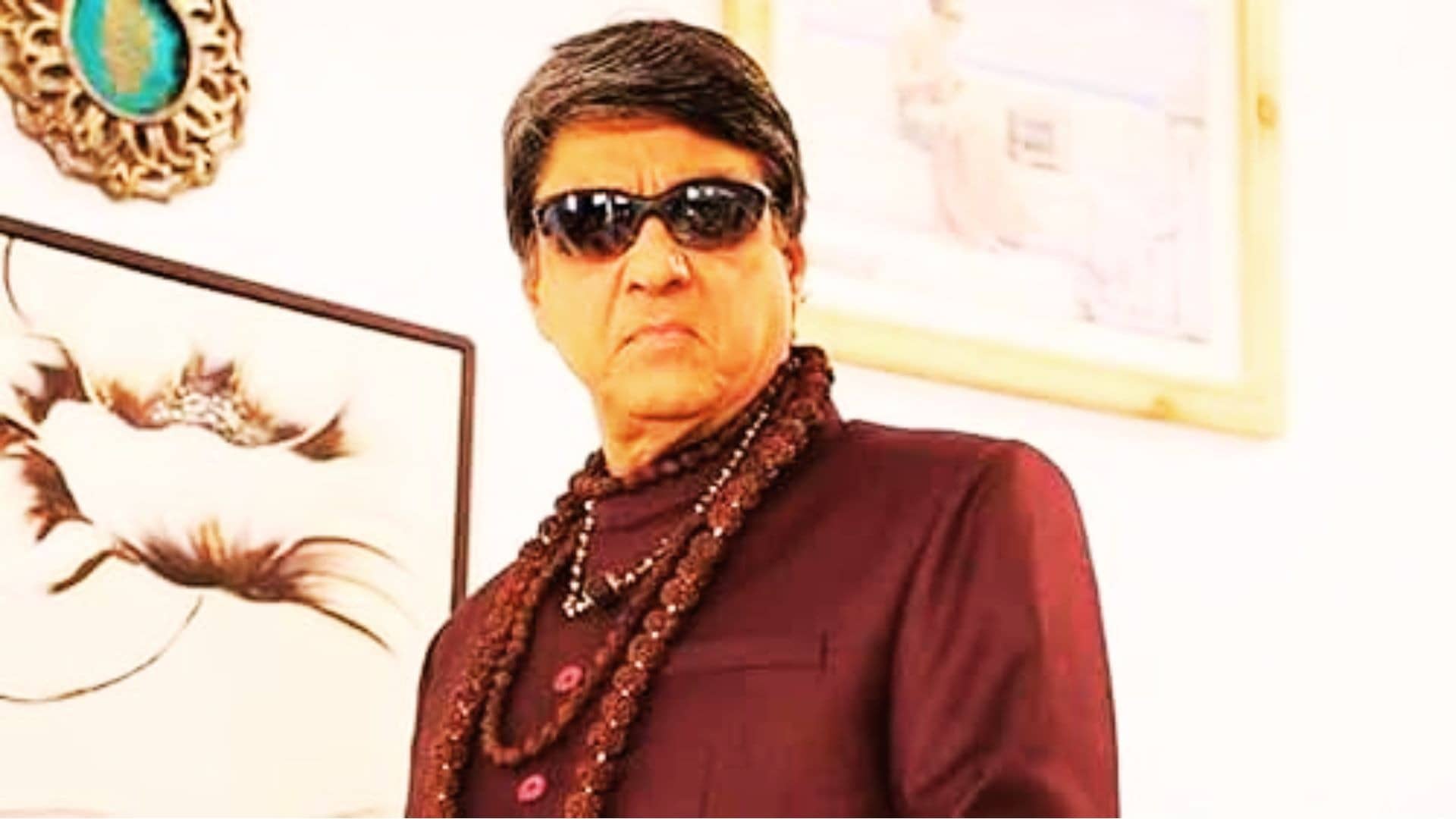 'भरे पड़े हैं चोर-डाकू और बेईमान, फिर भी मेरा देश महान', राम मंदिर चढ़ावा चोरी पर भड़के मुकेश खन्ना, कहा- चढ़ावा चढ़ाना बंद करें, भगवान खुश होंगे