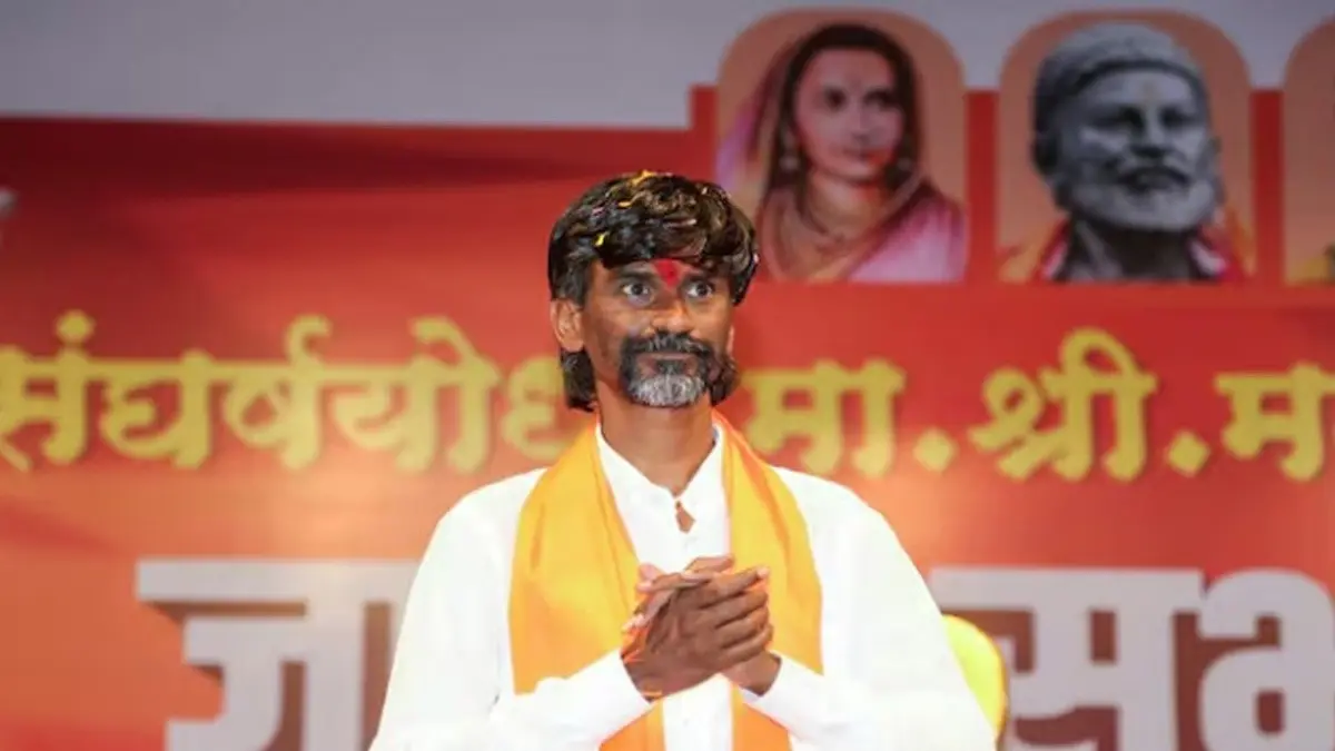 Mumbai Police Summon Manoj Jarange Patil for Violating Rules During Azad Maidan Hunger Strike Mumbai Police Summon Manoj Jarange Patil for Violating Rules During Azad Maidan Hunger Strike