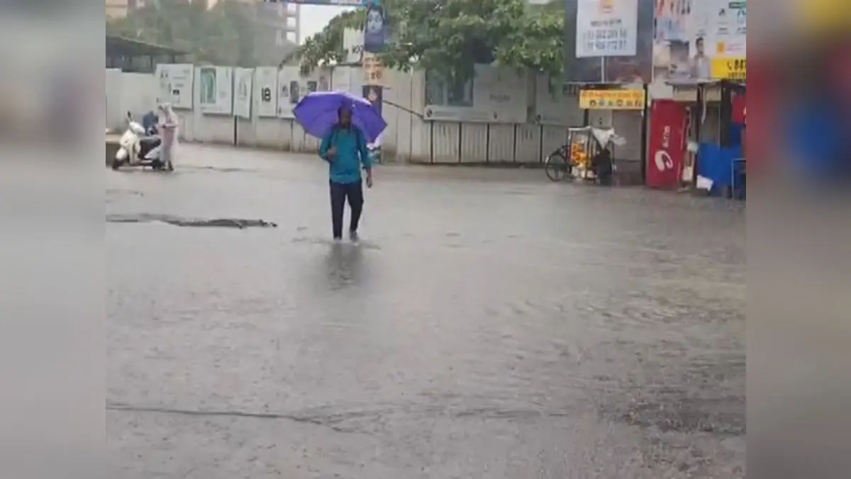 Mumbai, Pune Weather Alert: IMD Issues Red Alert as Heavy Rainfall Disrupts Normal Life Mumbai Rains - IMD Issues Red Alert