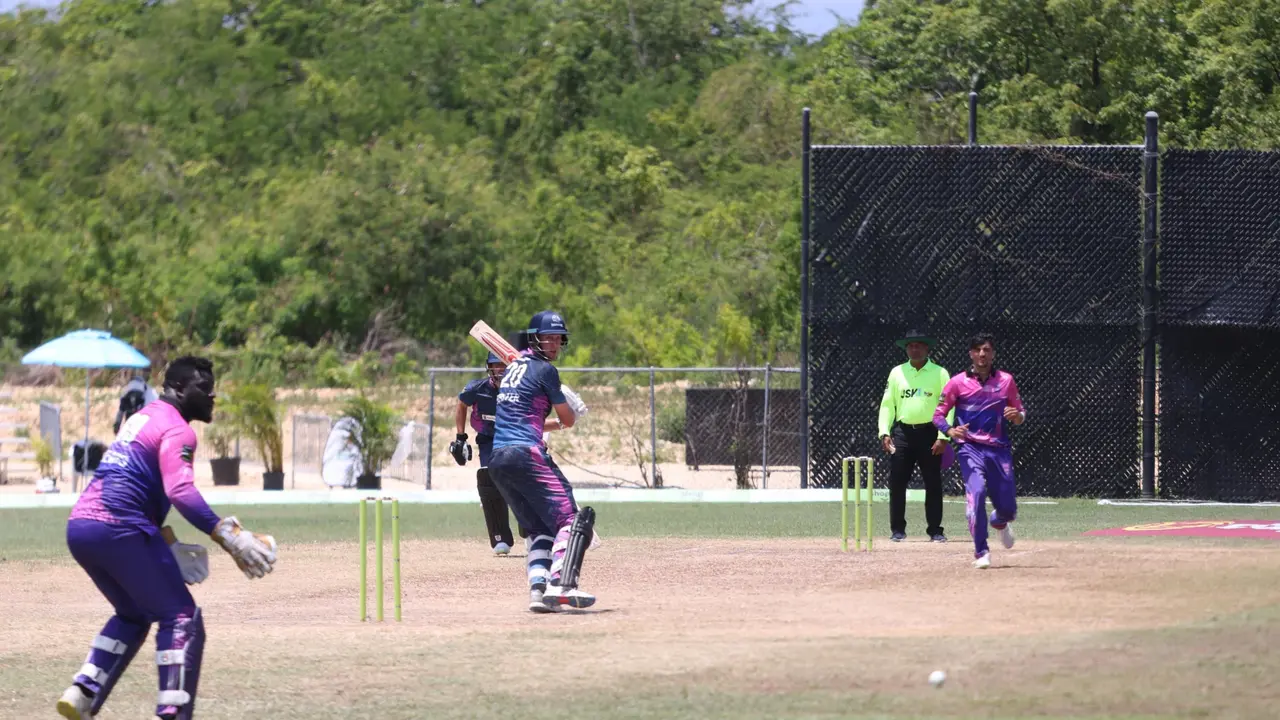 Munro's blazing fifty guides New York Strikers to 12-run win over Boca Raton Trailblazers Munro's blazing fifty guides New York Strikers to 12-run win over Boca Raton Trailblazers