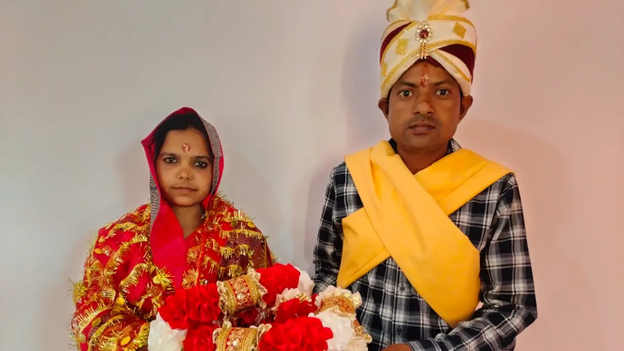 Muslim Girl Married Hindu Boy in UP.