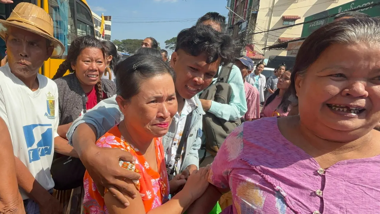 Myanmar Releases Thousands of Prisoners to Mark Independence Day Myanmar Releases Thousands of Prisoners to Mark Independence Day