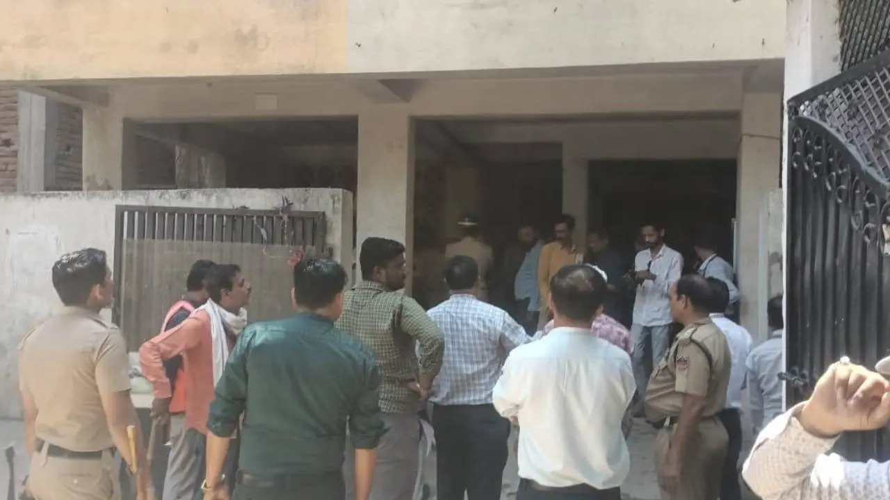 Nagpur Municipal Corporation demolished illegal construction at the house of accused abdul hafiz