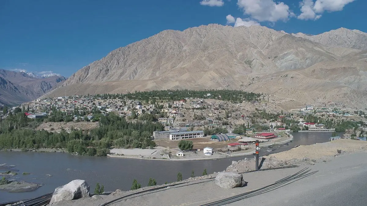 Woman Goes Missing from LoC Village After Leaving Son in Hotel, Police Probe Spy Link Nagpur Woman Mysteriously Missing Near LoC in Kargil