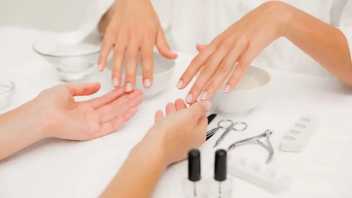 Nail Care Tips for Winter