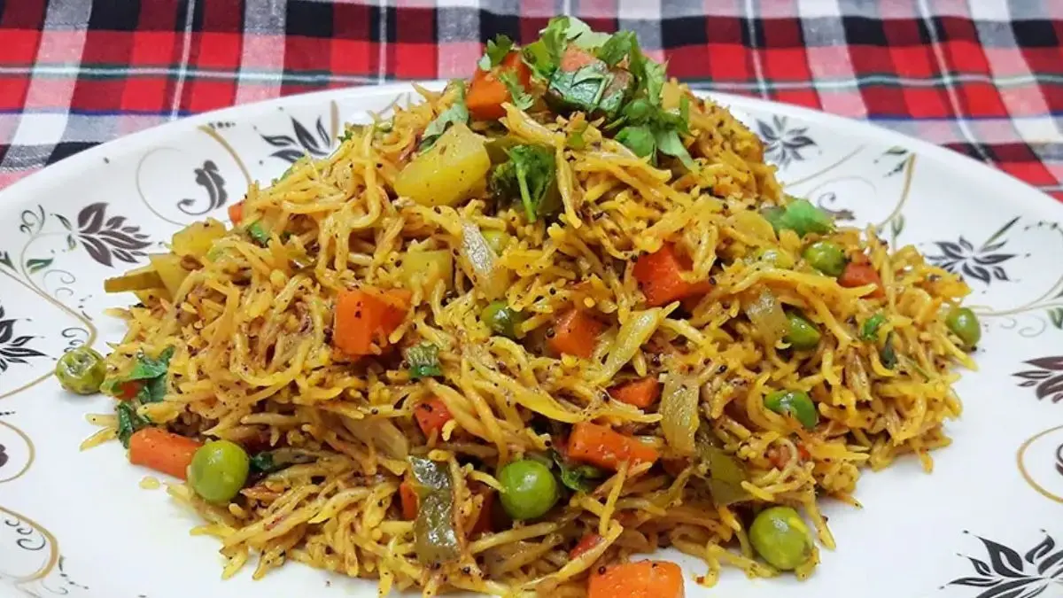 Namkeen Sevai: सिर्फ 15 मिनट में बनकर तैयार हो जाती है नमकीन सेवइयां, मैगी और नूडल्स भूल जाएंगे; पढ़ें आसान रेसिपी Namkeen Sevai Recipe