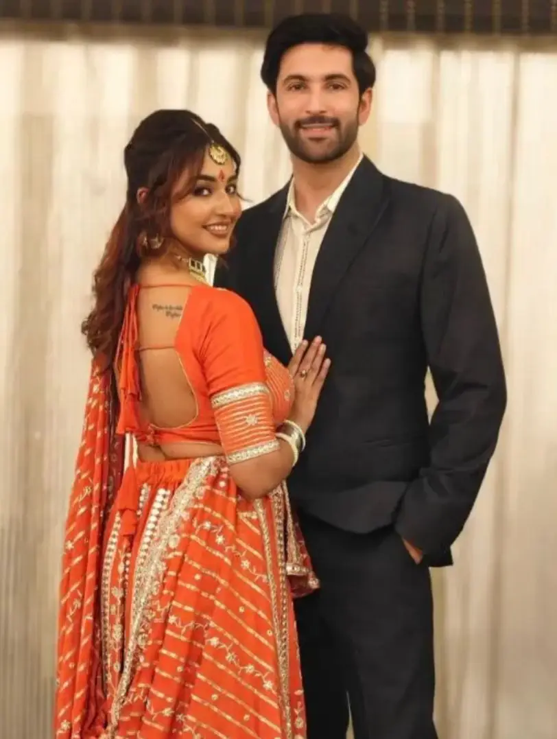 Nandish Sandhu, Kavita Banerjee, Rashami Desai