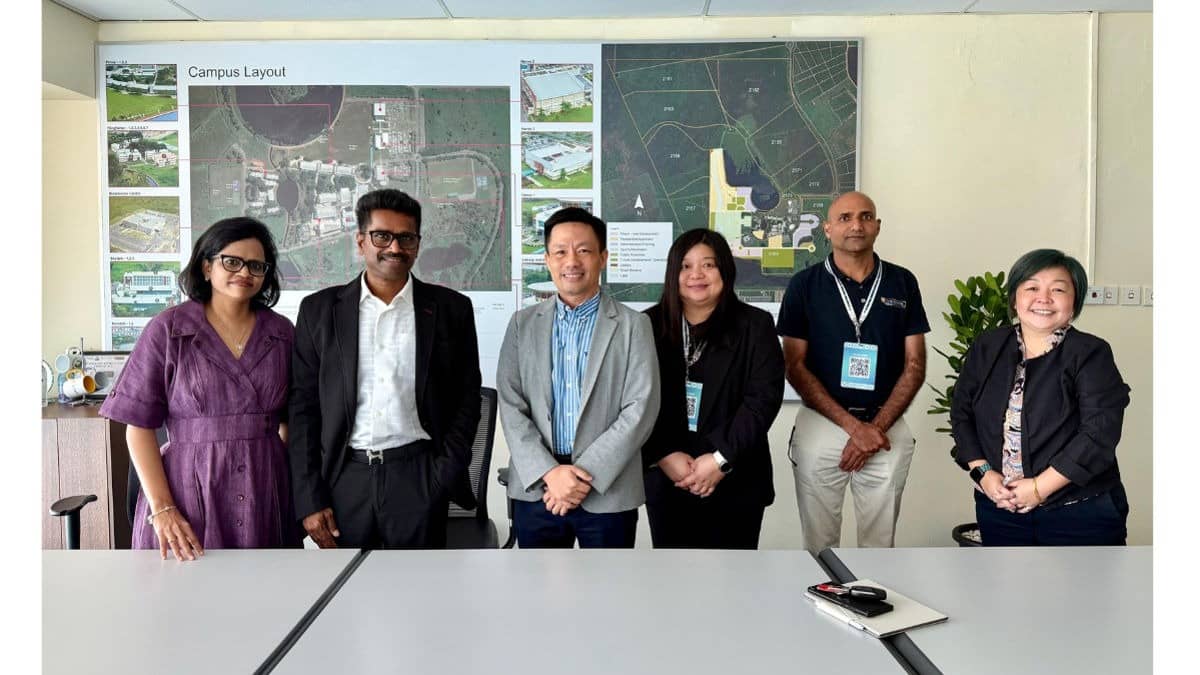 Narasaraopeta Engineering College (NEC) Join Hands with Curtin University Malaysia: Signing of the MoU