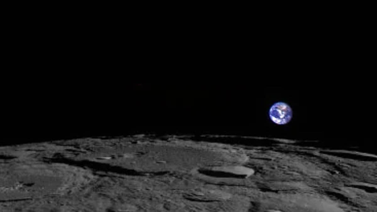 NASA’s LRO Captures 4-Hour 'Solar Blackout': A Rare View Of Earth From The Moon | VIDEO