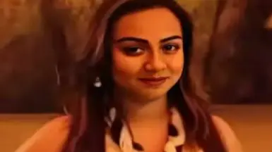 नशेबाजों से इज्जत बचाने के लिए भागी बंगाल की डांसर, हाईवे पर कार पलटने से हुई मौत नशेबाजों से इज्जत बचाने के लिए भागी बंगाल की डांसर, हाईवे पर कार पलटने से हुई मौत