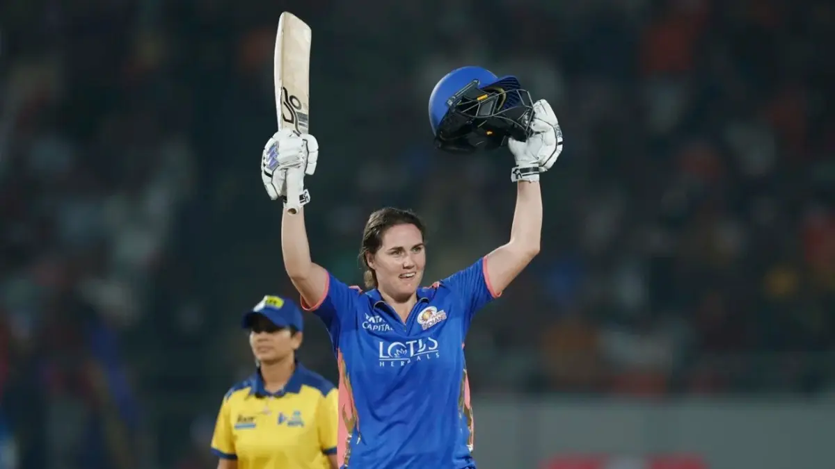 Nat Sciver-Brunt celebrates his century