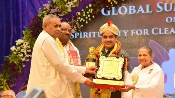 Upendrra Rai Honored with the 'Nation Chetna Award' at the Global Summit Organized by Brahma Kumaris Nation Chetna Award