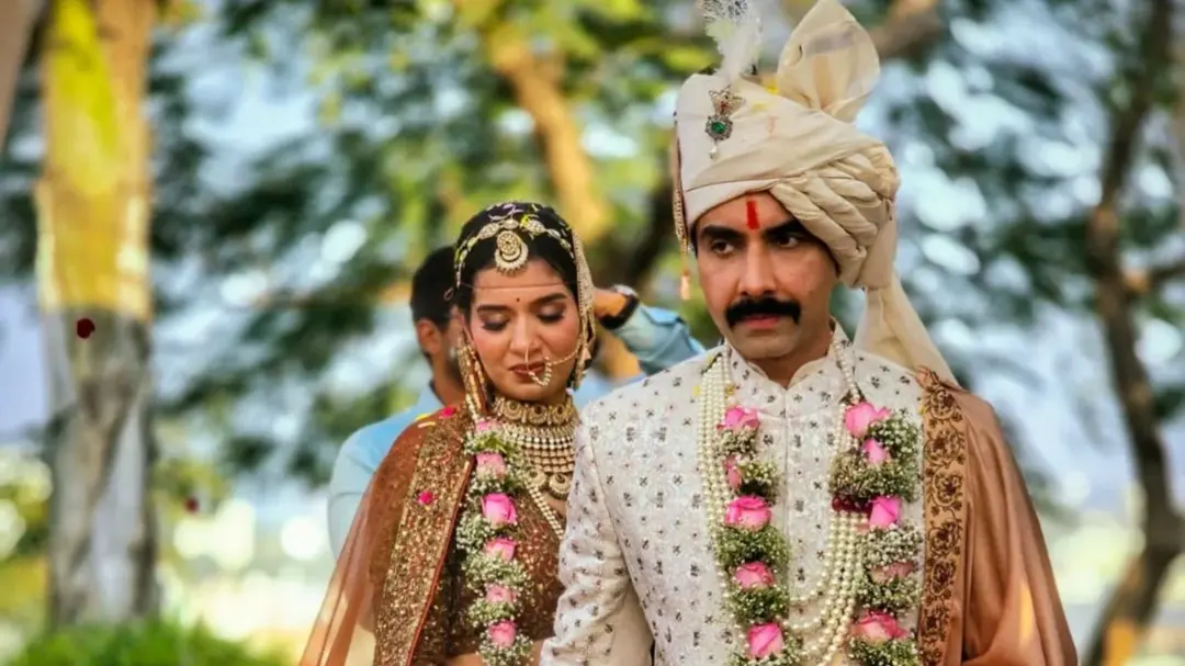 Naveen Kasturia marries girlfriend Shubhanjali Sharma in Udaipur