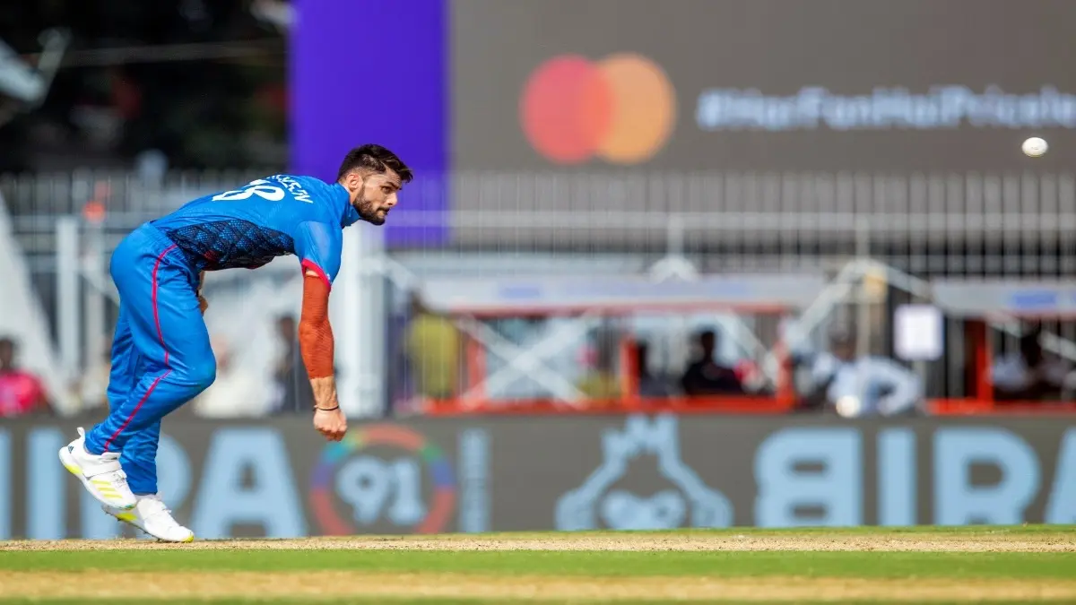 Naveen-ul-Haq in action for Afghanistan