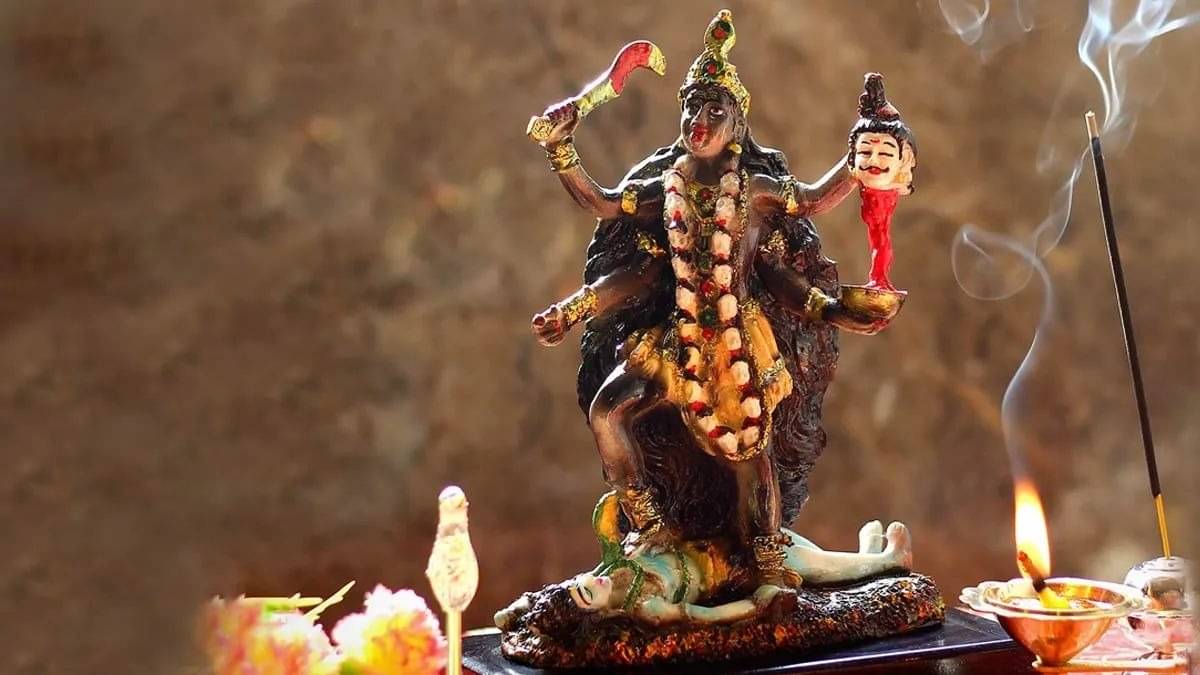 Navratri 7th Day Maa Kalratri Puja Vidhi