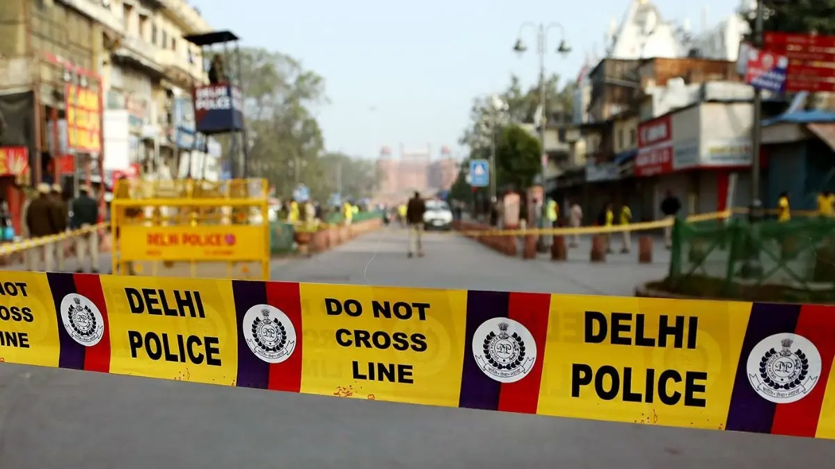 Naxalite Slogans Raised During Pollution Protest in Delhi, Police Warns of Legal Action