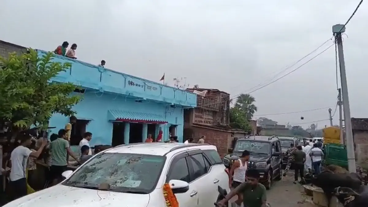 NDA candidate injured in Tikri campaign attack, several vehicles damaged