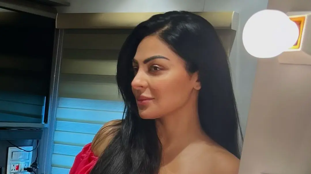 Neeru Bajwa
