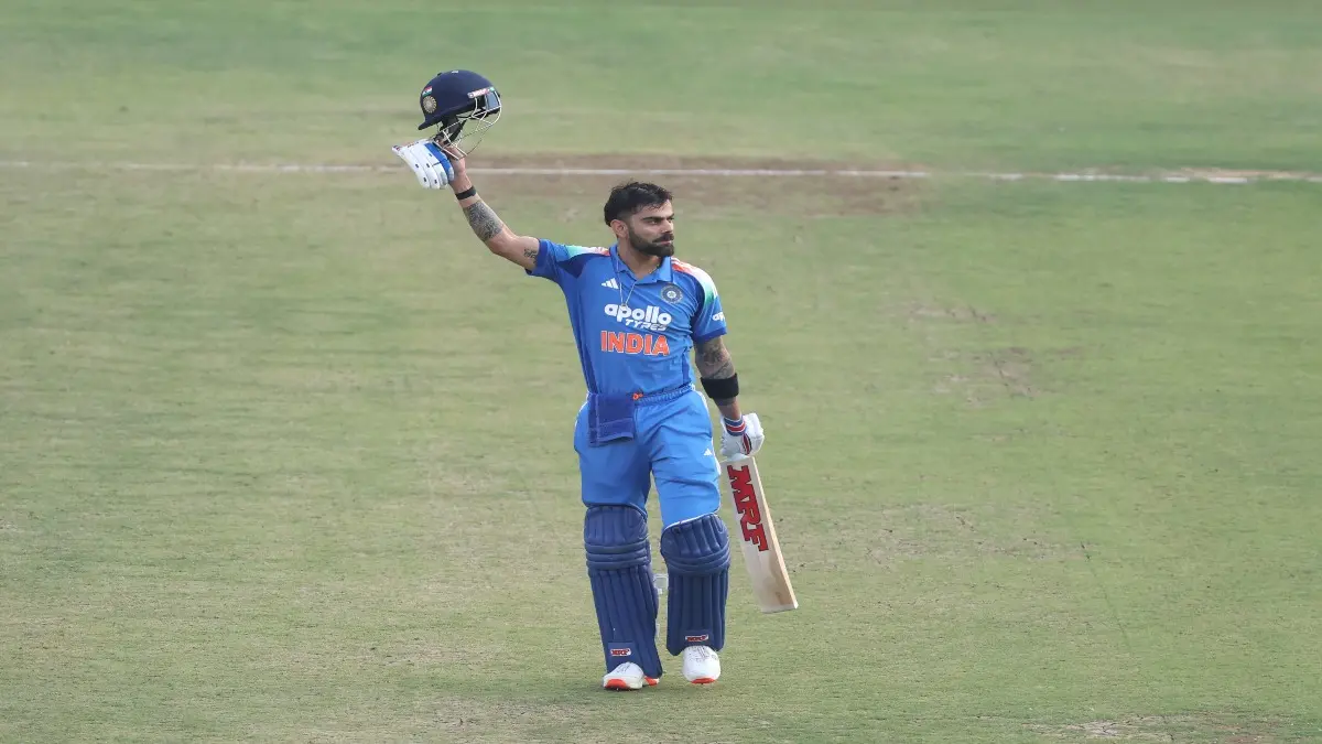'Consistency Ka Dusra Naam': Netizens Applaud Virat Kohli After India Star Slams Record-breaking 53rd ODI Ton Against South Africa Netizens Applaud Virat Kohli