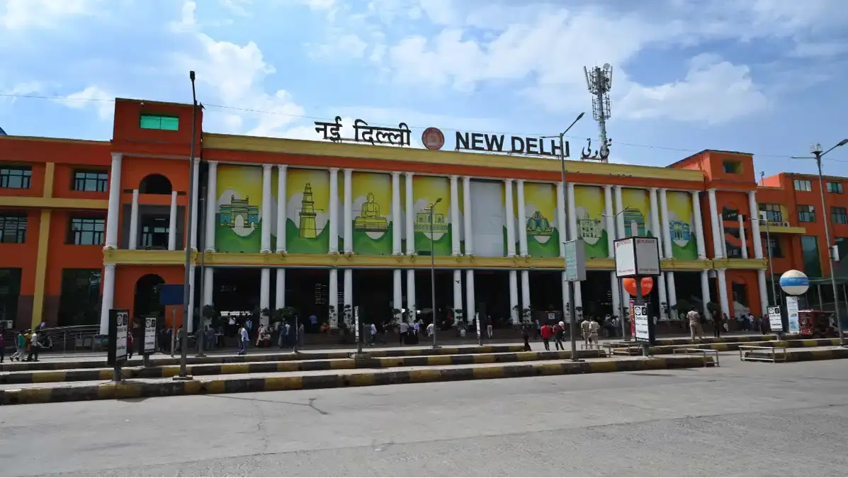 Delhi Stampede: How Many Commuters Use New Delhi Railway Station Everyday? New Delhi Railway station