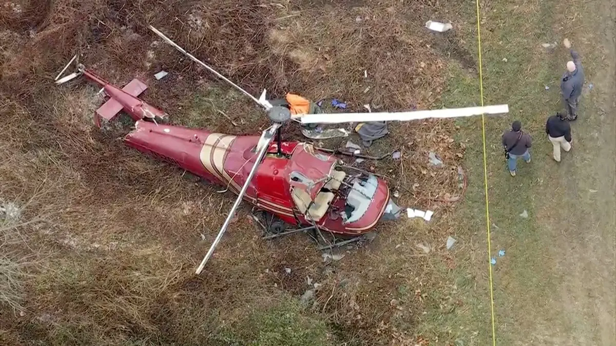 New Jersey Mid-Air Horror: 2 Helicopters Collide In Hammonton, 1 Pilot Dead | VIDEO