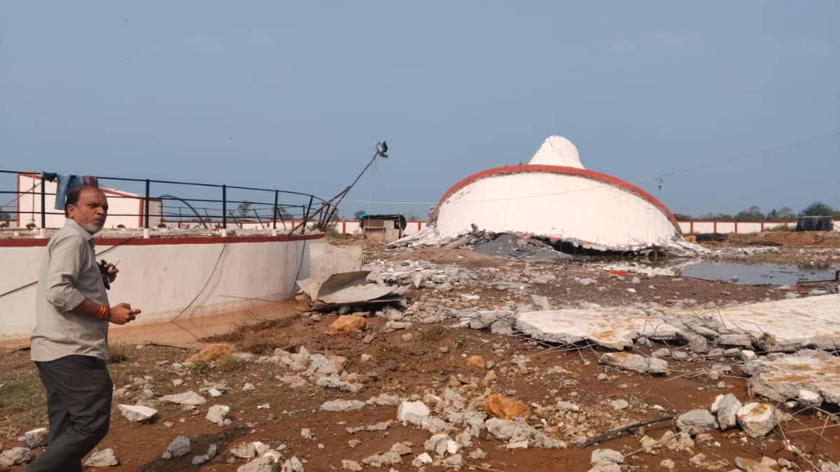 New Water Tank Worth Crores Collapses in Surat, 3 Labourers Injured