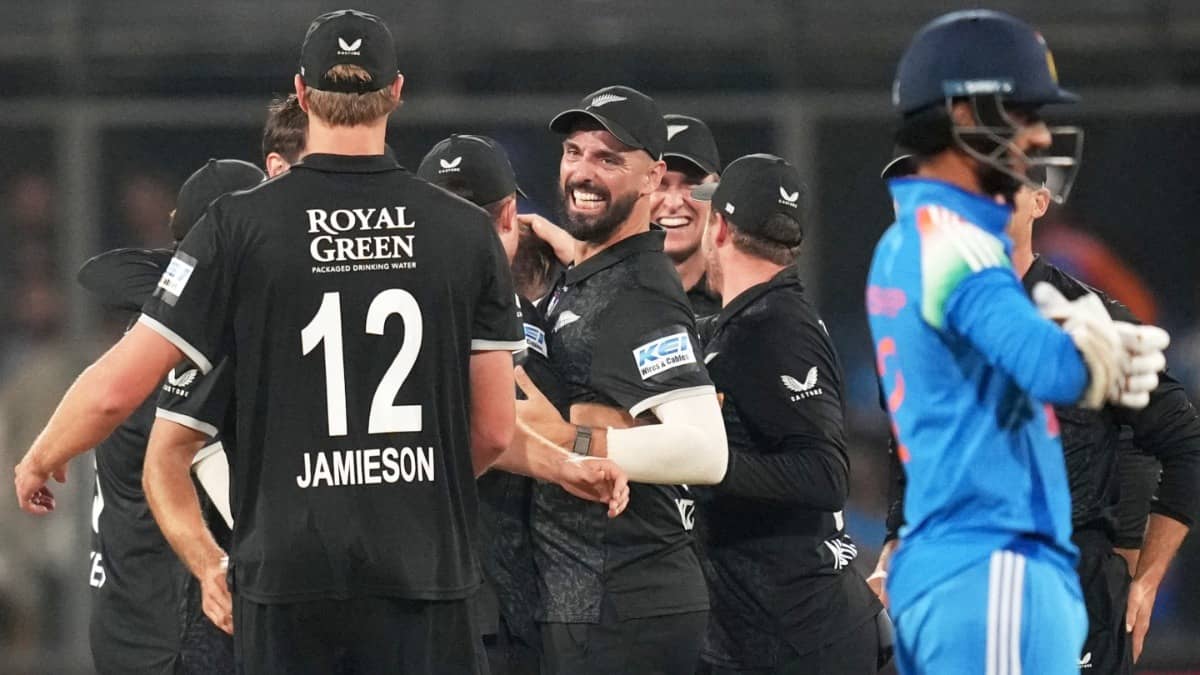 New Zealand's players celebrate after winning the 3rd ODI match against India in Indore