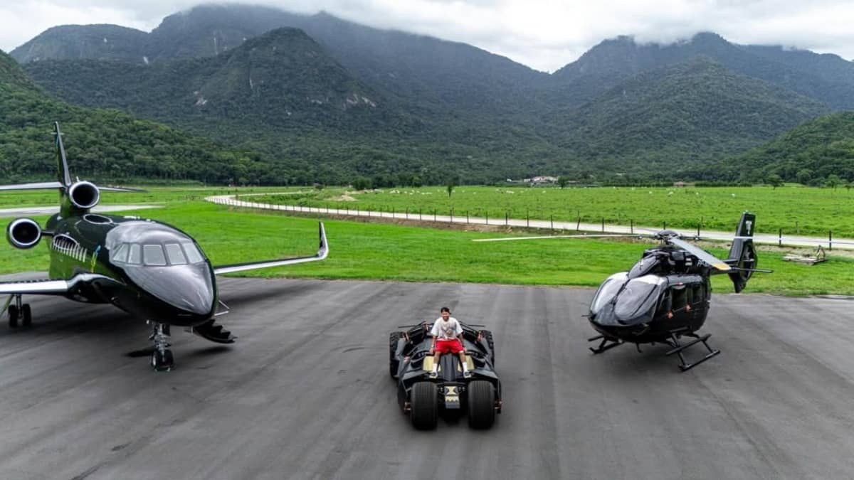 Neymar has added Batman theme vehicle, a jet and a helicopter to his collection