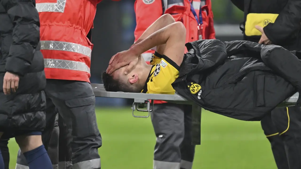 'Doesn’t Look So Good': Nico Schlotterbeck Injured As Dortmund Lose To Barcelona 3-2 In UCL Match Nico Schlotterbeck