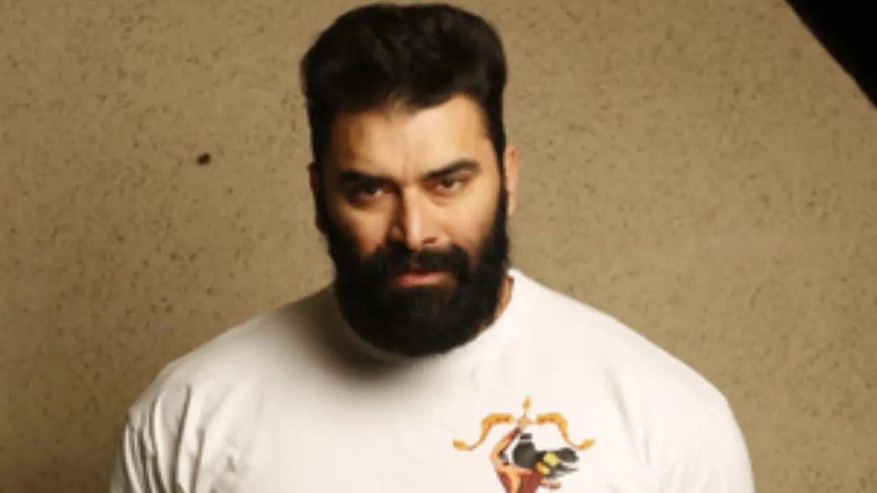 Nikitin Dheer