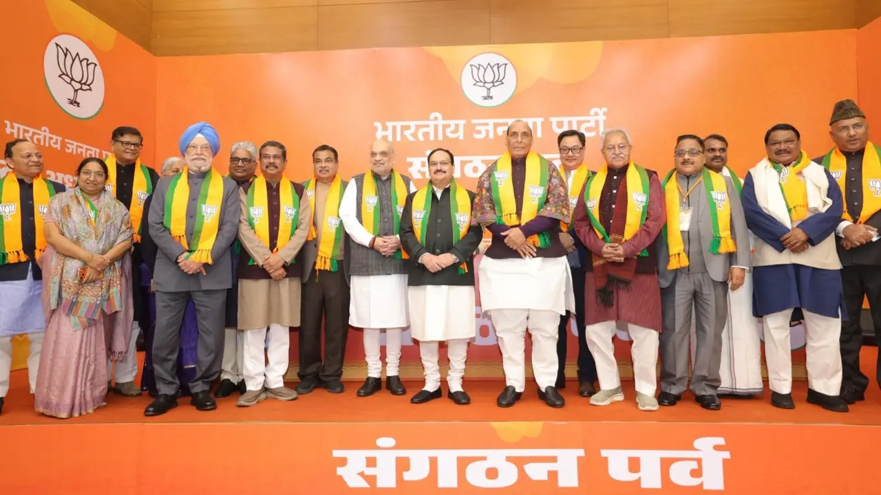 Nitin Nabin: नितिन नबीन की ताजपोशी शुरू, राजनाथ-शाह-नड्डा समेत BJP के दिग्गजों की मौजूदगी में अध्यक्ष पद के लिए भरा नामांकन Nitin Nabin Nomination