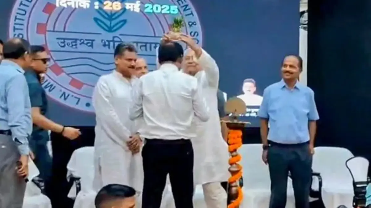 Nitish Kumar Puts Plant on Top Officer’s Head During Public Event