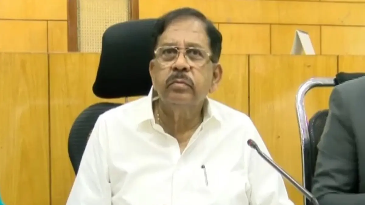 'No Evidence', 'Allegations Can't be Accepted Unless Proved': Parameshwara Over BJP's Corruption Allegations on RB Timmapur 'No Evidence', 'Allegations Can't be Accepted Unless Proved': Parameshwara Over BJP's Corruption Allegations on RB Timmapur