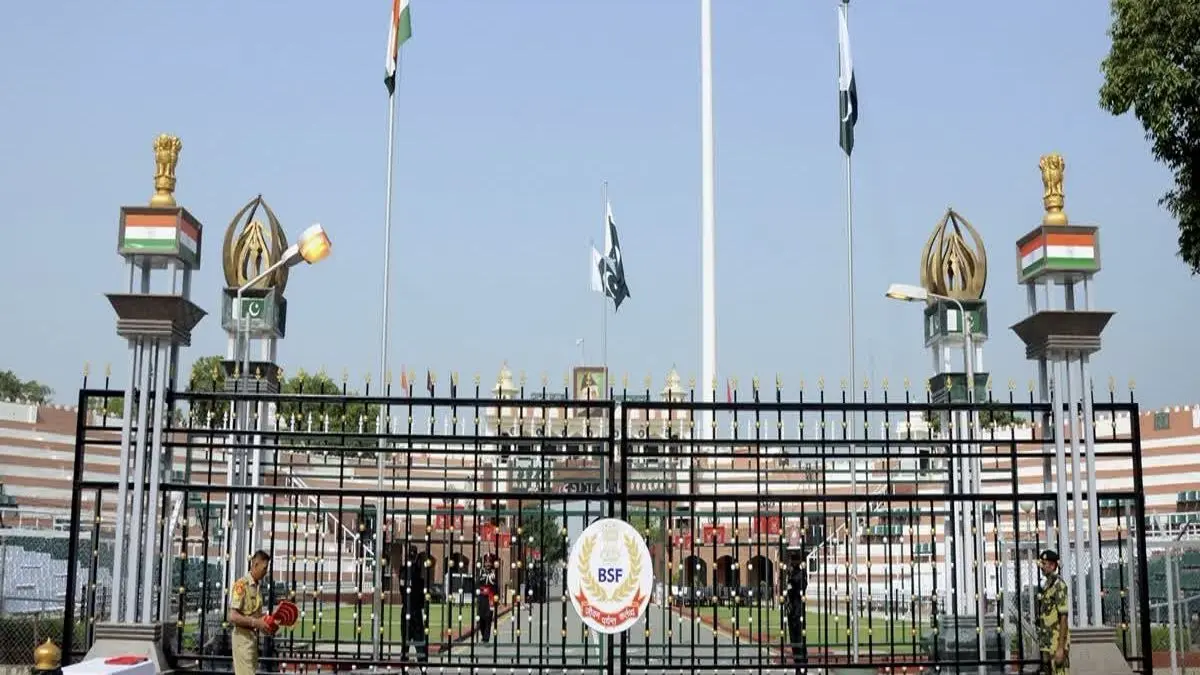 No Handshakes, Closed Gates: India Scales Down Border Retreat Ceremony with Pakistan