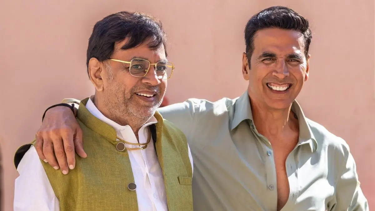 Photo Of The Day: Akshay Kumar-Paresh Rawal Flash Big Smiles On The Bhooth Bangla Set After Hera Pheri 3 Controversy No love lost between Akshay Kumar and Paresh Rawal