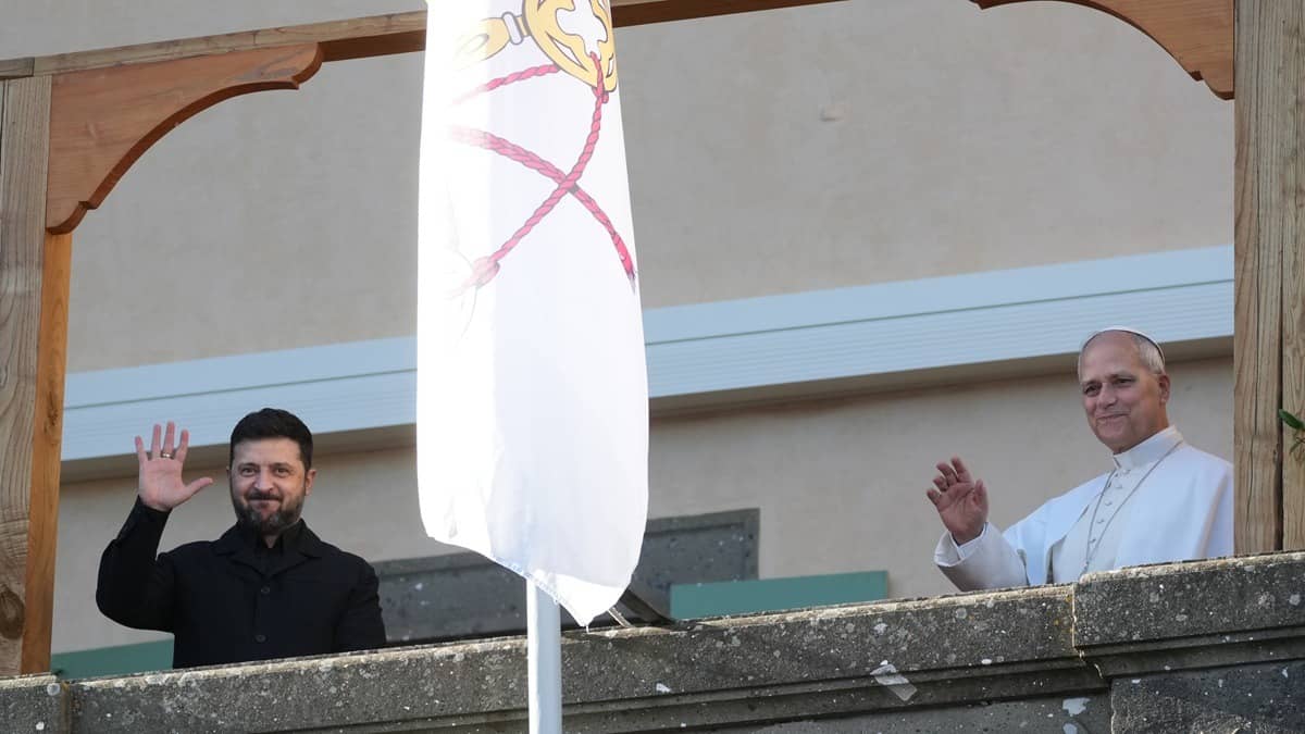 'No Territory Will Be Given Up': Zelenskyy Stands Firm Amid Us Pressure