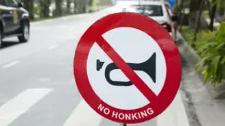 Noida Imposes 'No Honking' Rule in Silent Zones